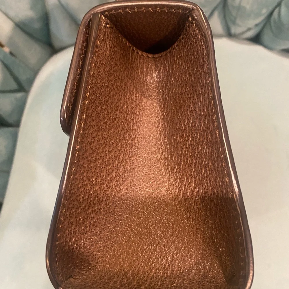 Authentic Gucci Bengal Padlock GG Supreme Shoulder Bag 🐅💕 🐅 - Picture 7 of 14